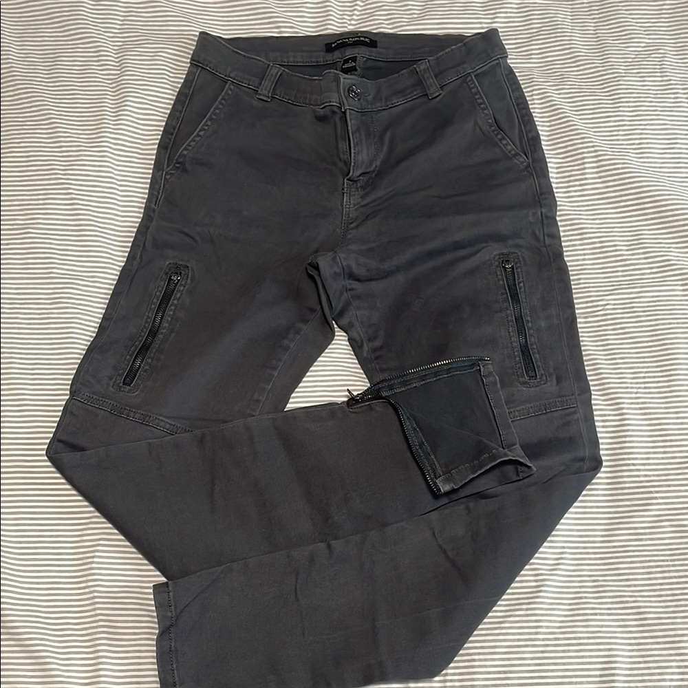 Women’s grey Banana Republic pants